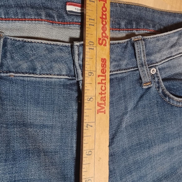 Tommy Hilfiger Women’s Boyfriend Patchwork Distressed Jeans Blue Sz 10 Relaxed - Picture 10 of 11